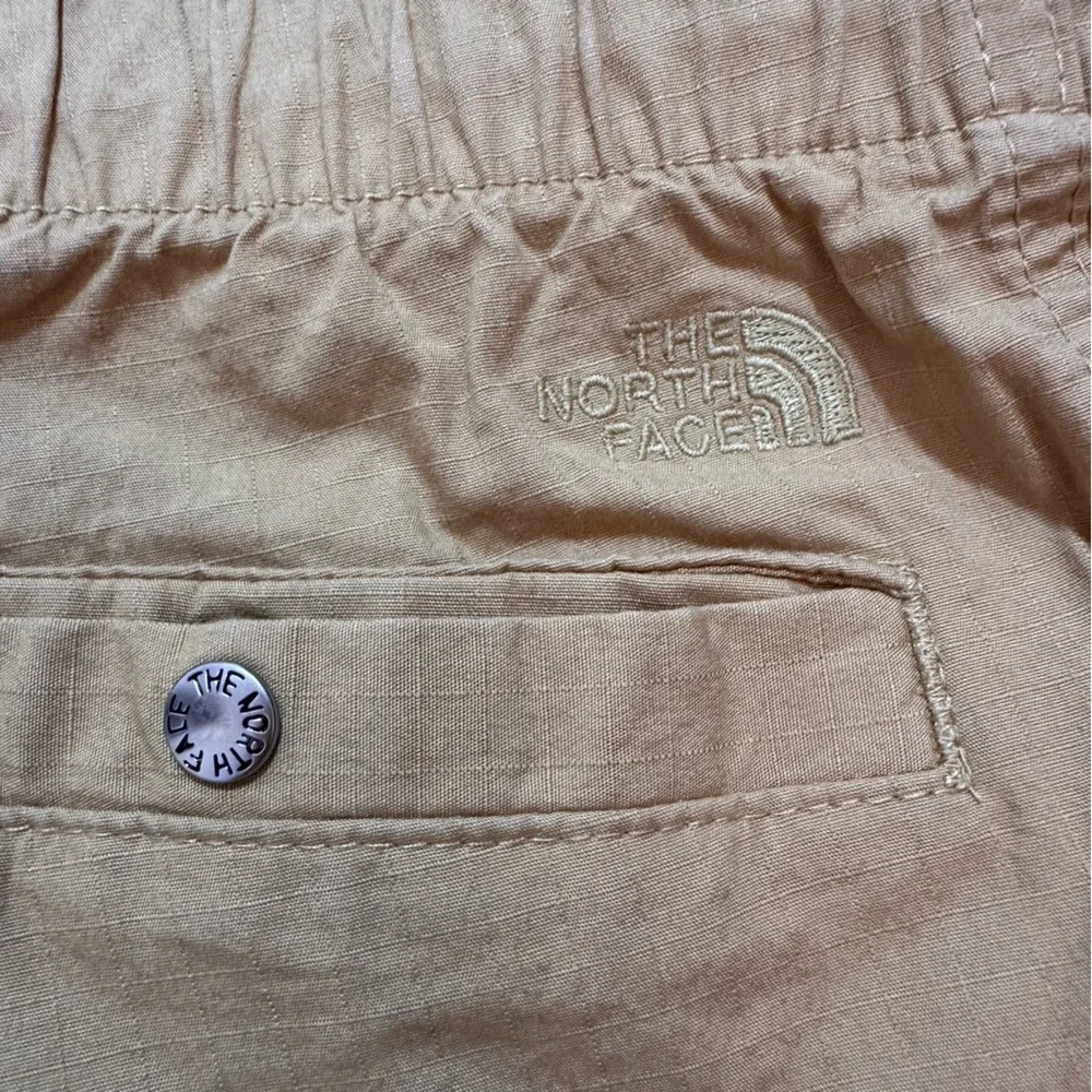 North Face Men’s Cargo Shorts Ripstop Tan Khaki Belted Size Large (z)